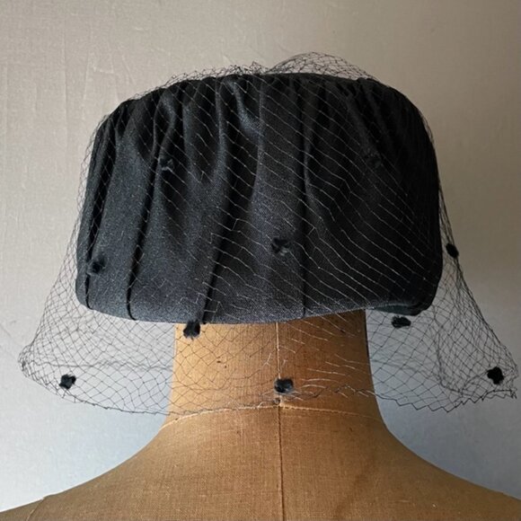 Vintage Black Pillbox Hat Flocked Veil 1950\'s Fifties Retro main image 9